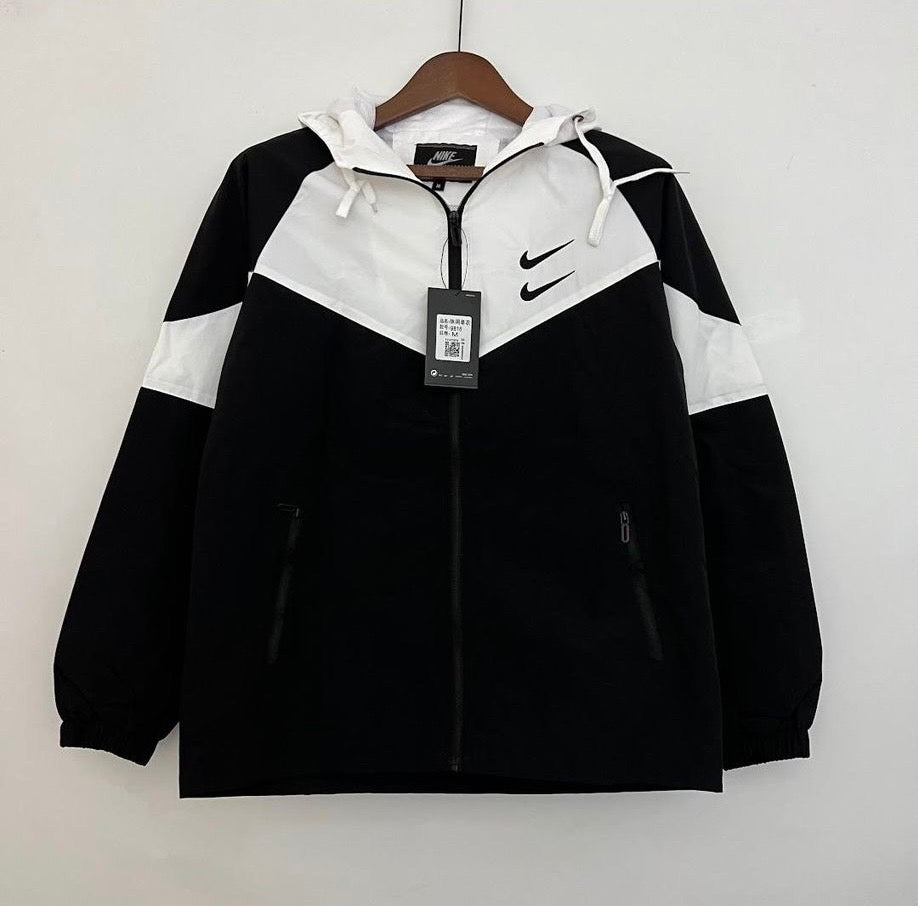WINDBREAKER NIKE