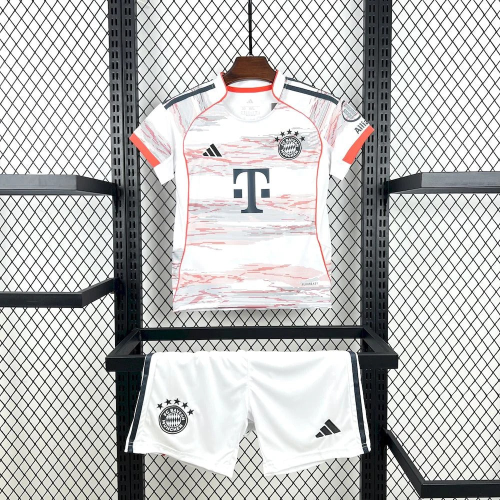 Kit Enfant Bayern Munich Extérieur 25/26
