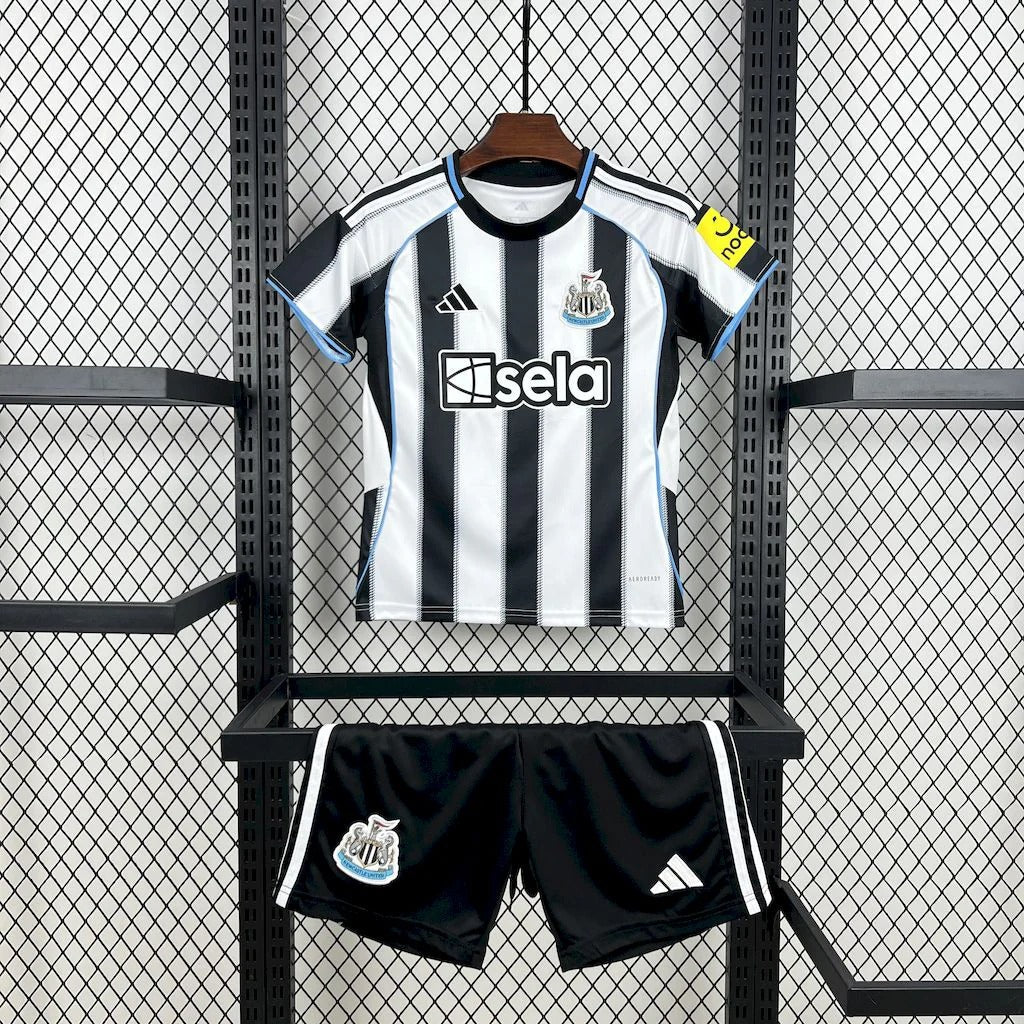 Kit Enfant Newcastle Domicile 25/26