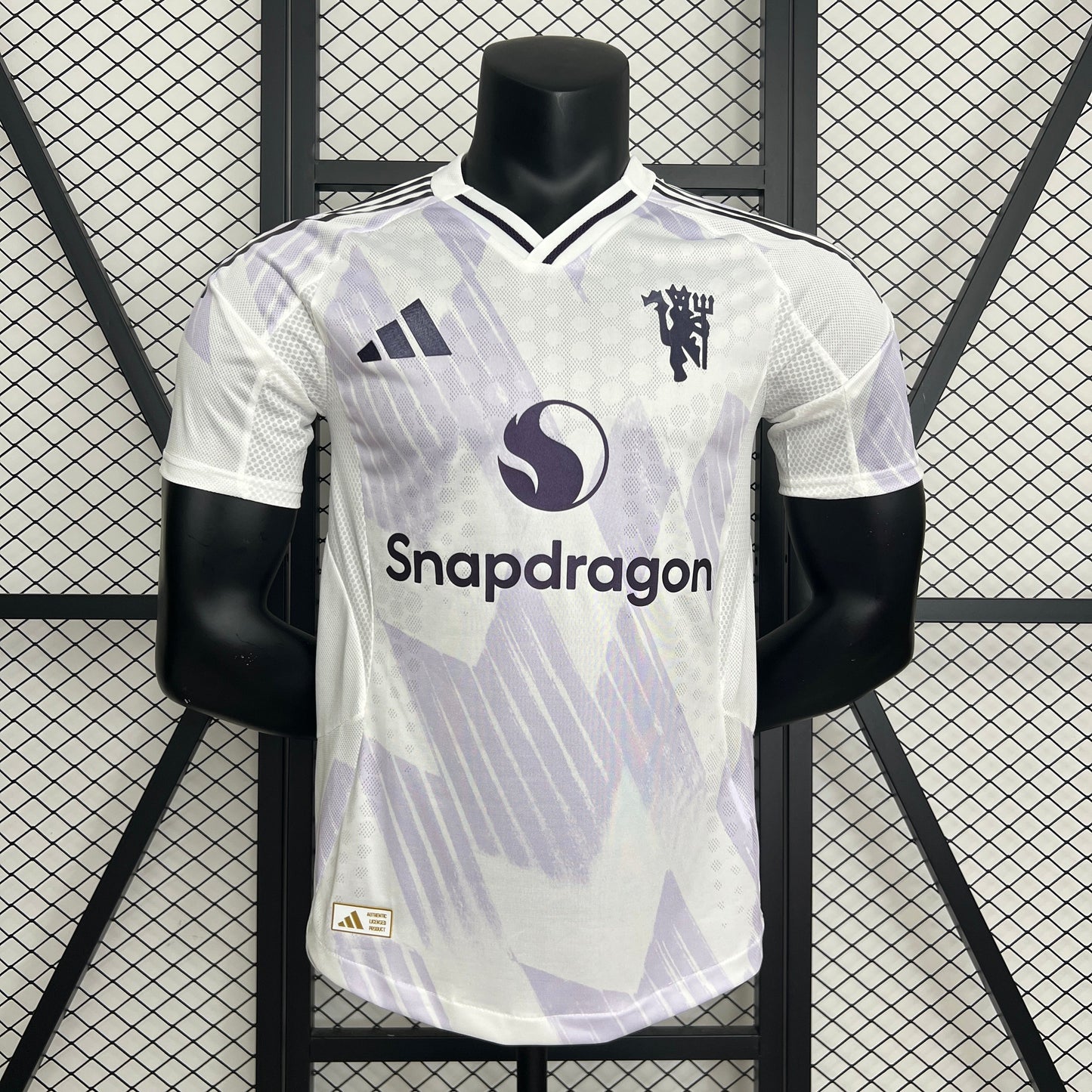 25/26 MANCHESTER UNITED AWAY PLAYER VERSION